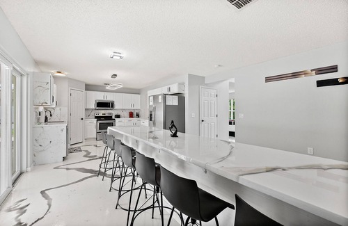 Palm Coast House | Coastal Retreat - Roomy, Relaxing, Pool