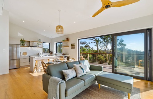 Tutukaka House | Coastal Retreat Summa
