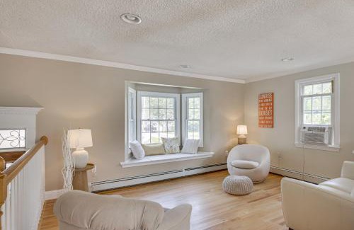 Southern Coast House | Coastal Retreat with Large Yard Less Than 1 Mi to Dtwn Saco!