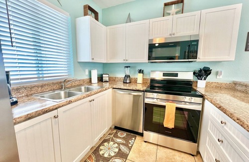 Alice Town Condo | "Coastal Soul" - Bimini Bay recently updated oceanview condo! 2bed, 2bath