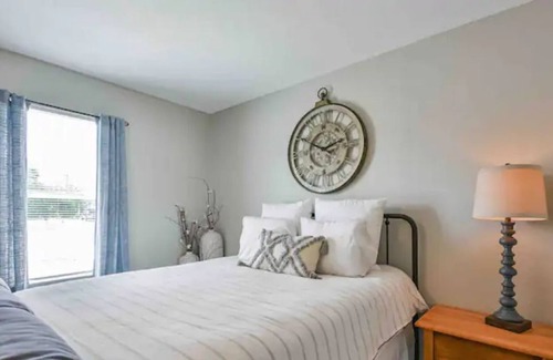 Oyster Creek Apartment | Coastal Studio - Freeport, Tx