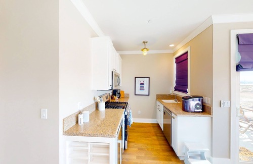 Old Towne House | Coastal-themed beachfront home with water views, grill, & beach access