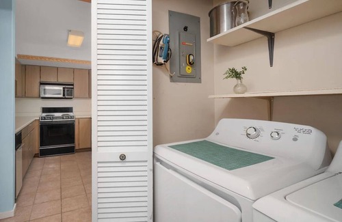 Pine Knoll Shores House | Coastal Tides Retreat - A Soundside Beacon's Reach Townhome in Pine Knoll Shores