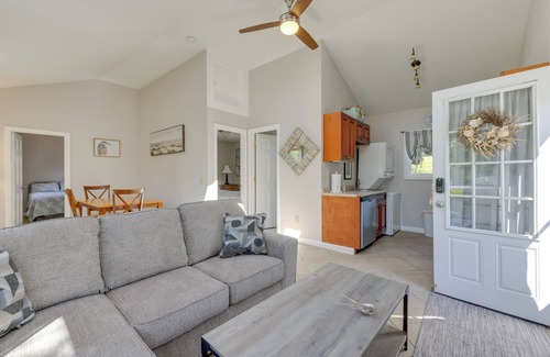 North Truro Cottage | Coastal Truro Cottage - Close to Beaches & Ptown!