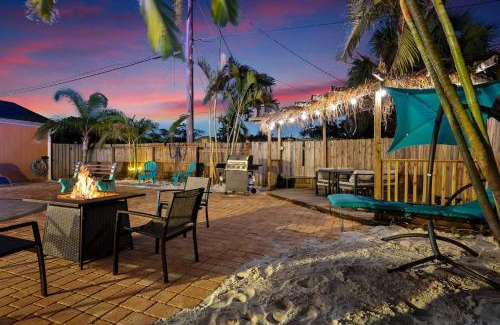 Trailer Estates House | Coastal Villa W Amazing Courtyard - Splash Pad!