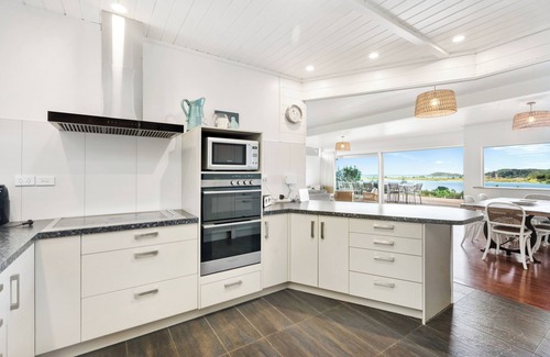 Ngunguru House | Coastal Vista - Ngunguru Holiday Home