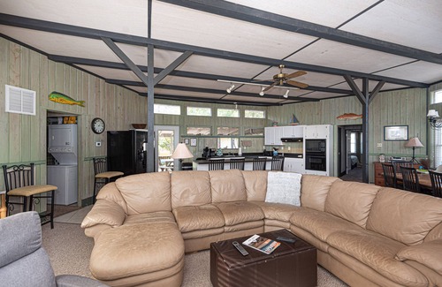 Ocean Pines House | Coastal Waterfront Getaway- Pet Friendly - Pools- Golf-Sleeps 8- Self Check-In !