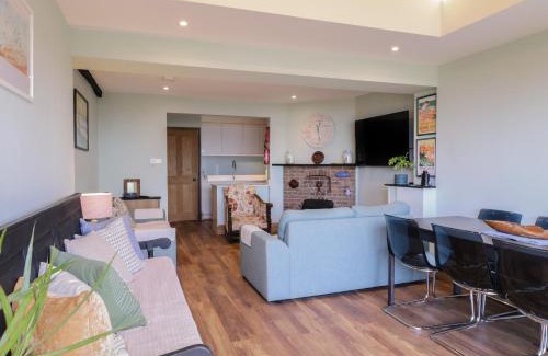 Swalecliffe House | Coastguards View