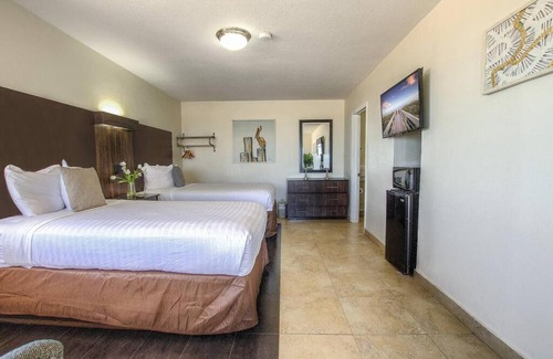 Seabreeze Park Apartment | Coastline 2-BR Private Apt*126-127*