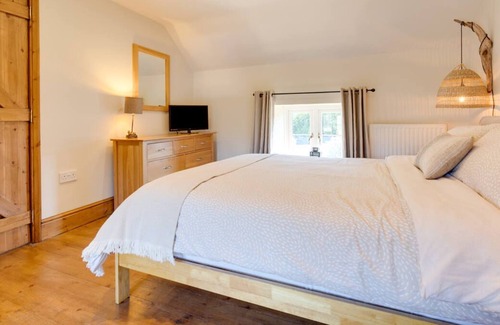 Scurlage House | Cob Cottage in the beautiful Swansea