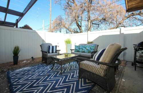 Grand Junction Apartment | Cobalt Bungalow condo