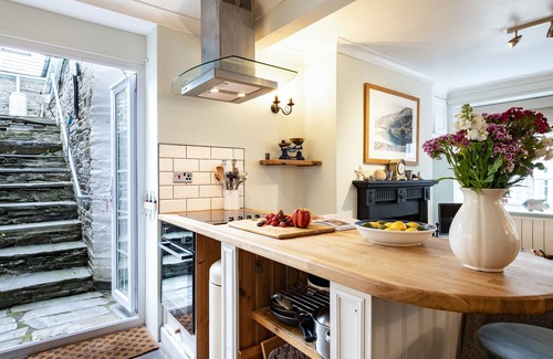 Boscastle Cottage | COBBLE COTTAGE, family friendly, with open fire in Boscastle