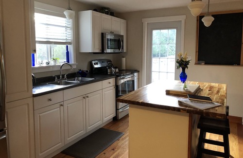 Shawnigan Lake Cottage | Cobble Hill Cottage - Enjoy a peaceful nights rest after exploring the Valley.