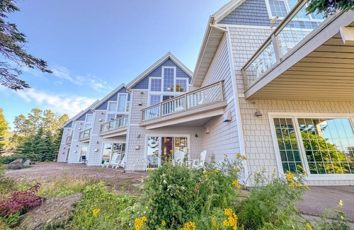 Grand Marais House | Cobblestone Cove Villa 4 - Lake Superior - Grand Marais, MN