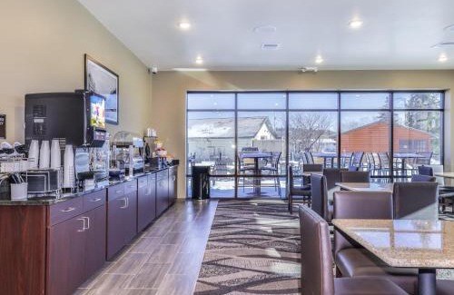 Rhinelander Hotel | Cobblestone Hotel & Suites - Rhinelander