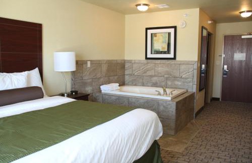 Devils Lake Hotel | Cobblestone Hotel & Suites - Devils Lake