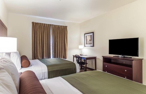 Hutchinson Hotel | Cobblestone Hotel & Suites - Hutchinson