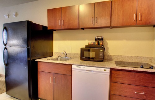 Newton Hotel | Cobblestone Hotel & Suites - Newton