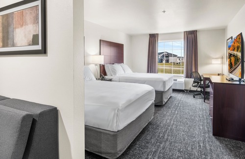 New Denmark Hotel | Cobblestone Hotel & Suites - Denmark/Green Bay