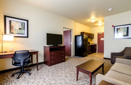 Harvey Hotel | Cobblestone Inn & Suites - Harvey