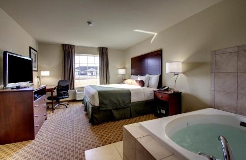 Rugby Hotel | Cobblestone Inn & Suites - Rugby