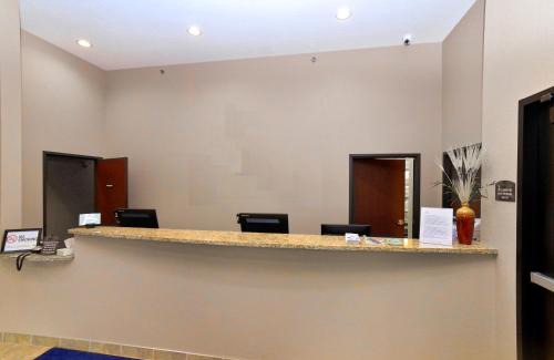 Monticello Hotel | Cobblestone Inn & Suites - Monticello