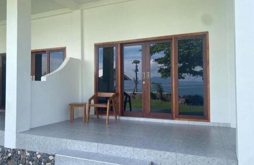 Hu'u House | Cobblestone Surf House
