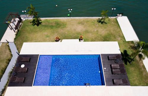 Caieira Apartment | Cobertura de frente para mar!