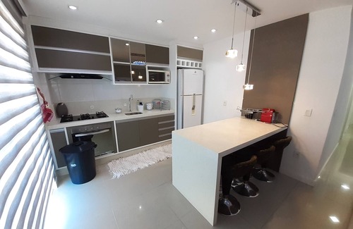 Ze Amandio Apartment | Cobertura em Bombas Top cod 366