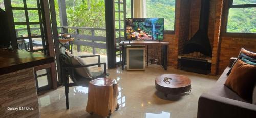 Araras Apartment | Cobertura Vilarejo das Cachoeiras com linda vista!