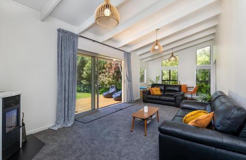 Anakiwa House | Cobham Crib - Anakiwa Holiday Home