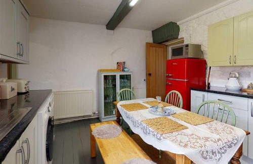 Bont Newydd House | Cobweb Cottage