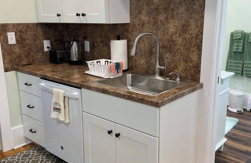 Cobleskill House | Coby Connection Home- 3-bedroom newly remodeled house with WiFi in Cobleskill