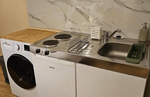 Barnet Apartment | Cockfosters - Apartment - Sleeps 3 - Near Underground
