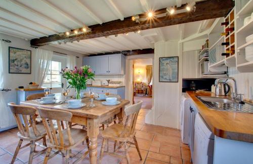 Castle Acre House | Cockleshells