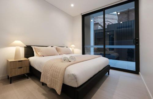 Burwood Apartment | 'CoCo' 2-BR Apt in the heart of Burwood with free parking