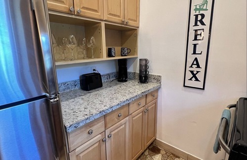 Poinsettia Heights Apartment | Coco Bay Condos