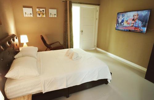 Looc Apartment | Coco Cabana Apartelle