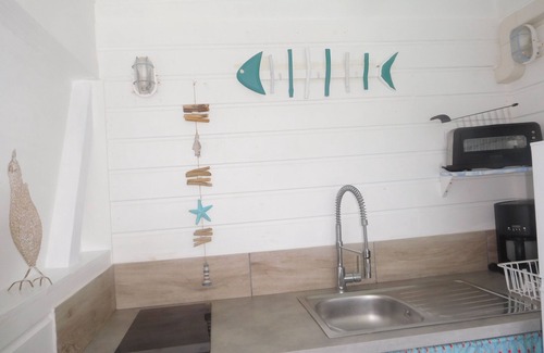 Anse-Bertrand House | Coco Menthe