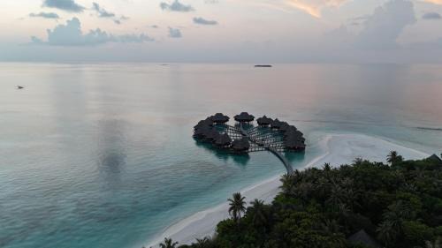 Dhunikolhu Resort | Coco Palm Dhuni Kolhu - 20 percent off roundtrip Seaplane for stays from 1 May to 30 September 2025