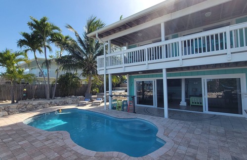 Marathon House | 🌴 Coco Plum Paradise 🌴 Private Bayfront Home Pool Hot Tub Dock View