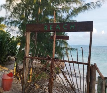 Mkunguni Hotel | COCO REEF ECOLODGE