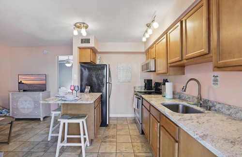 Cocoa Beach Apartment | Coco Sands Beachside Cottages