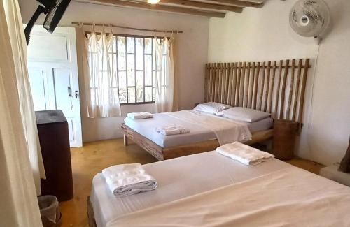 San Bernardo del Viento House | Coco y arena cabaña frente al mar, lejos del turismo y cerca a los manglares