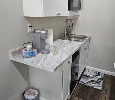 Cleveland Apartment | Cocoa Corner