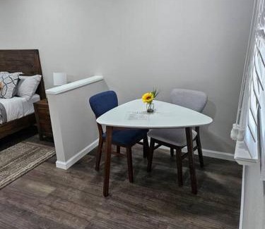 Cleveland Apartment | Cocoa Corner