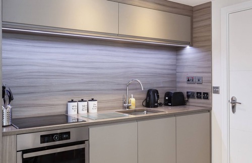 York Apartment | Cocoa suites Apartment 23