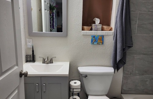 Cocoa Cottage | Cocoa Village Cottage