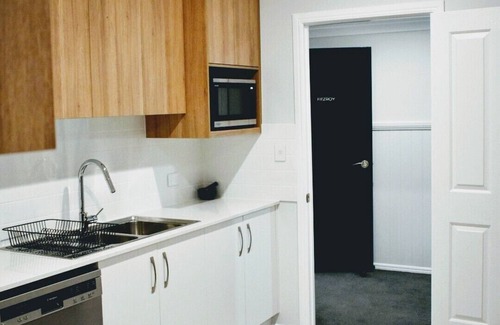 Rockhampton Apartment | CocoBrew Boutique Apartments