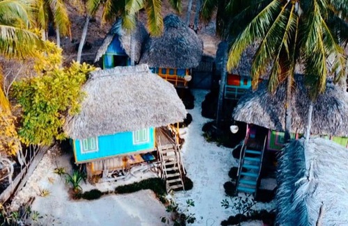 Rote Island House | CocoKabanasRote